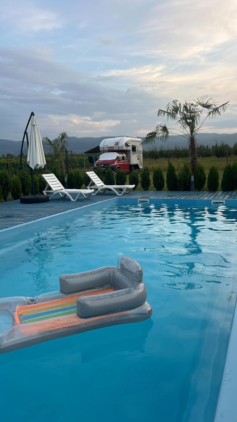 Finca Idoize Camping Hotel Akhmeta Exteriör bild